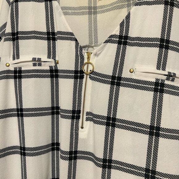 Plaid V-Neck Women's Top - Picture 3 of 15